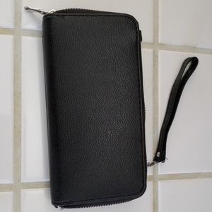 Black wallet